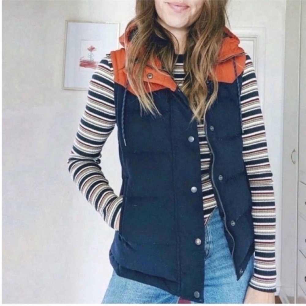 Patagonia Bivy Down Vest Navy Blue Orange Small